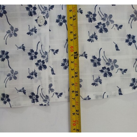 Croft & Barrow Petite PXS White & Navy Floral Button-Up Shirt Top for womwn, NWT - Picture 8 of 8